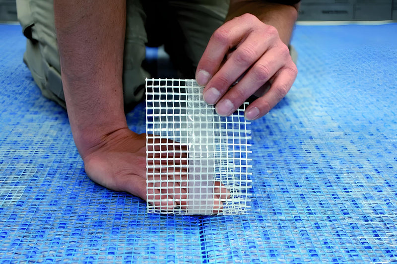 ARDEX UD 158 Seam Reinforcement Mesh Strip – Alkali-Resistant Self-Adhesive Mesh Tape for Drainage & Uncoupling Systems, 4.125″ (105 mm) × 82′ (25 m) Roll