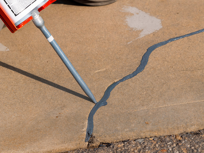 Ardex ARDIFIX, Low Viscosity Rigid Polyurethane Crack Filler and Joint Repair, 20 oz. (591 ml)